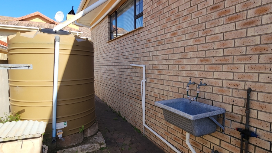 3 Bedroom Property for Sale in Linkside Western Cape